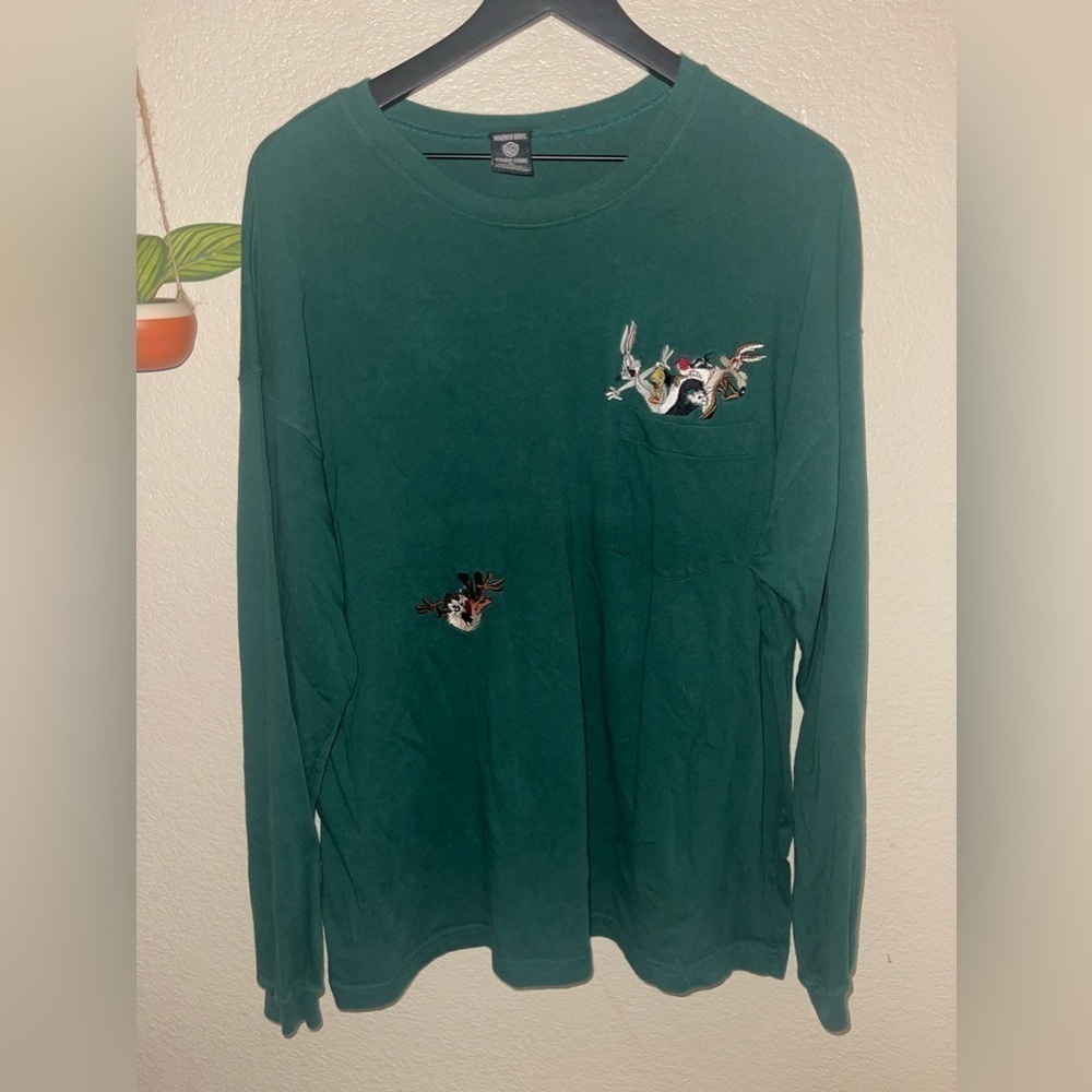 VTG Warner bros looney tune long sleeve